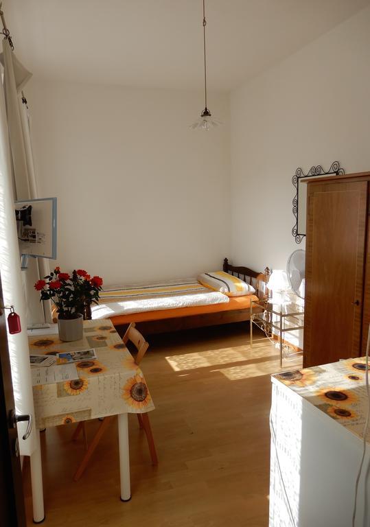 أسكونا Annie'S Bed & Breakfast المظهر الخارجي الصورة